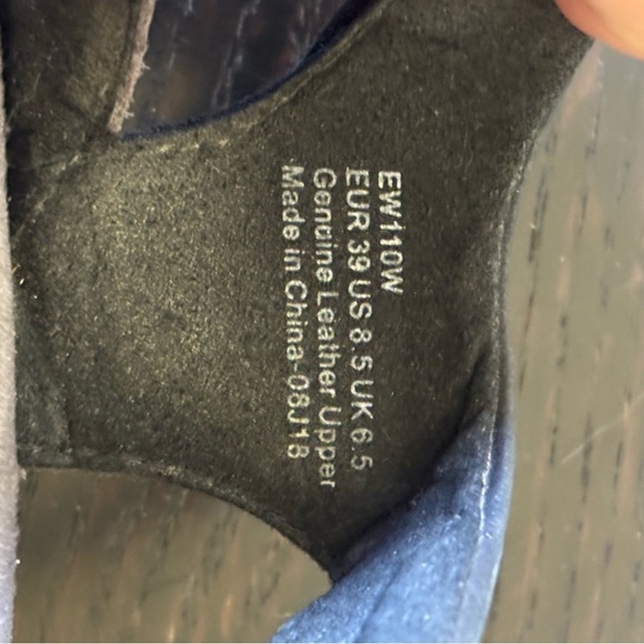 Aetrex 8 Snake skin Bryn walking sandal - Picture 9 of 11